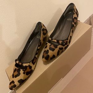Stuart Weitzman loafers super comfy good condition goes with everything !!!